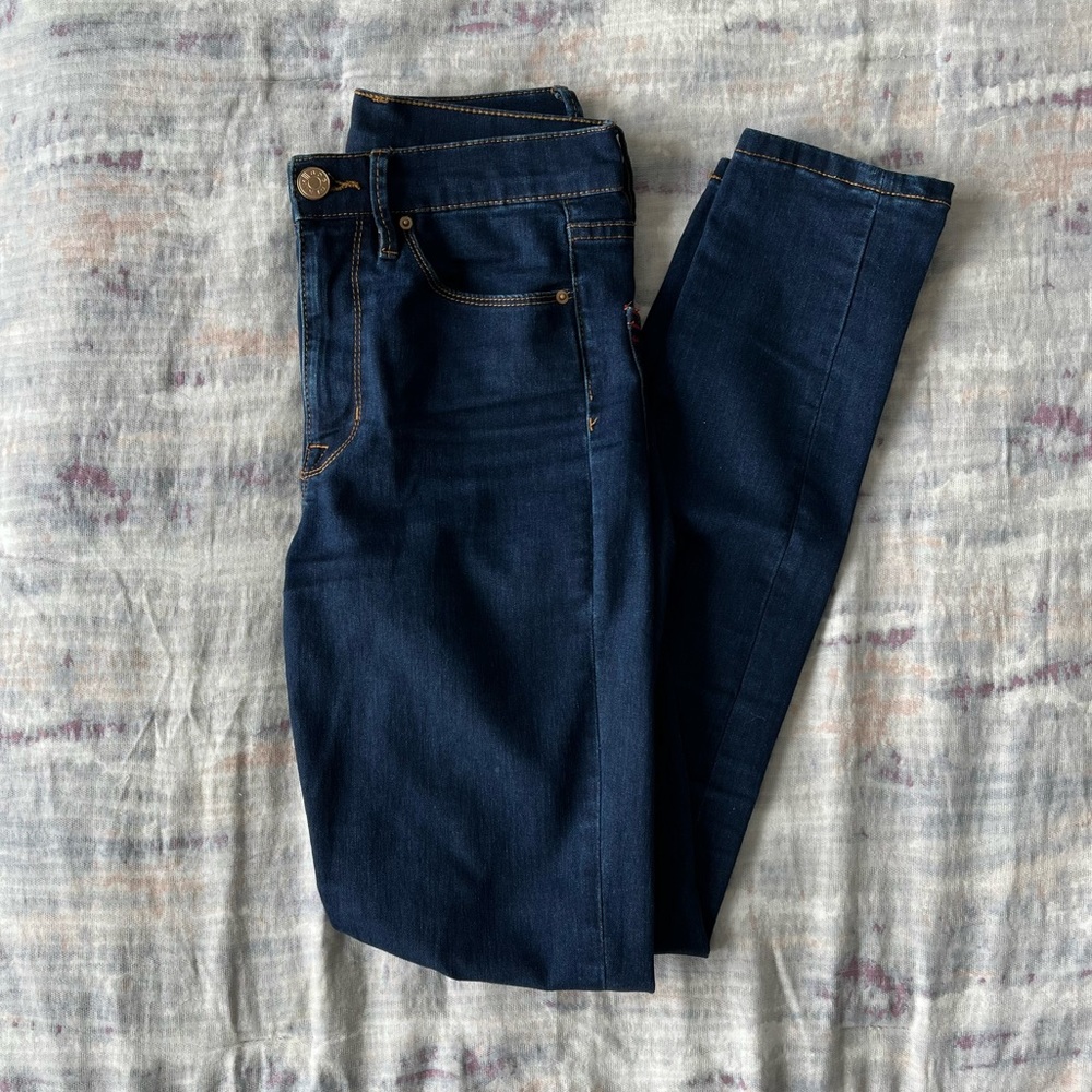 Urban Outfitters | High Rise Jeans